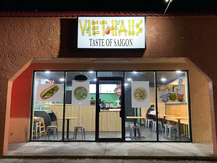 Viet Haus Taste of Saigon 7