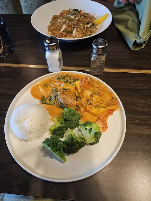 Paul’s Fusion Kitchen 6