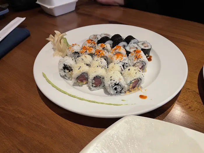 Samurai Blue Sushi & Sake Bar 3