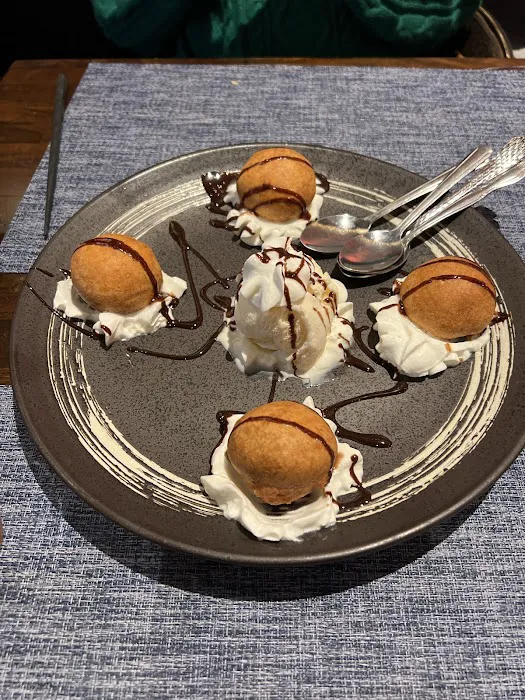 Umami Sushi 9