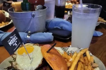 Prime Time Sports Grill