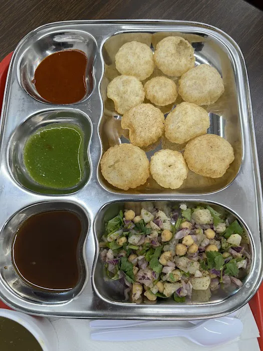 Golden Chaat and Paan House 2