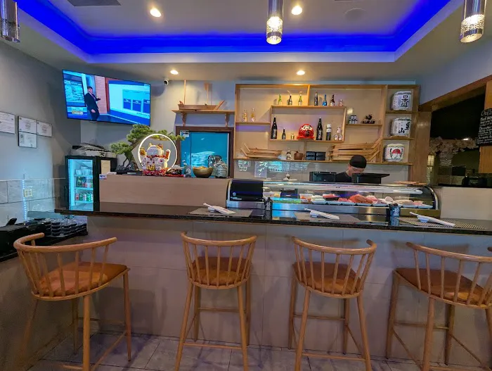 Mr LC Sushi Hibachi Asian Bistro 8