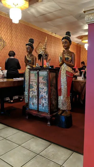 Amarit Thai Restaurant 8