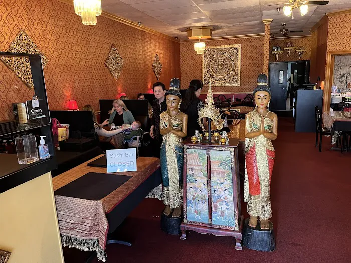 Amarit Thai Restaurant 4