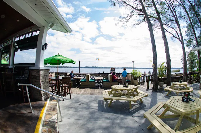 Tarpon Turtle Waterfront Grill 7