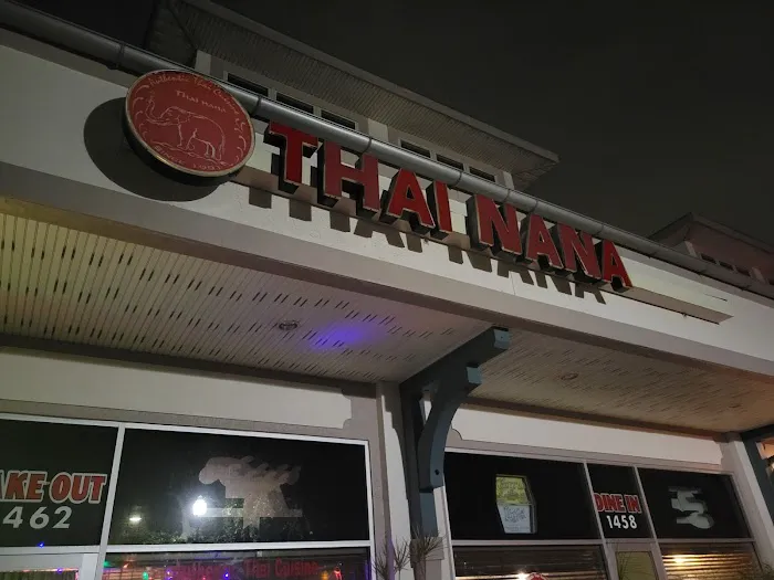 Thai Nana Restaurant and Sushi Bar 4