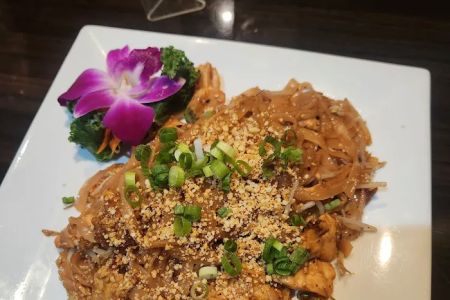 Thai Nana Restaurant and Sushi Bar