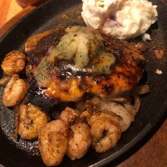Applebee's Grill + Bar 3
