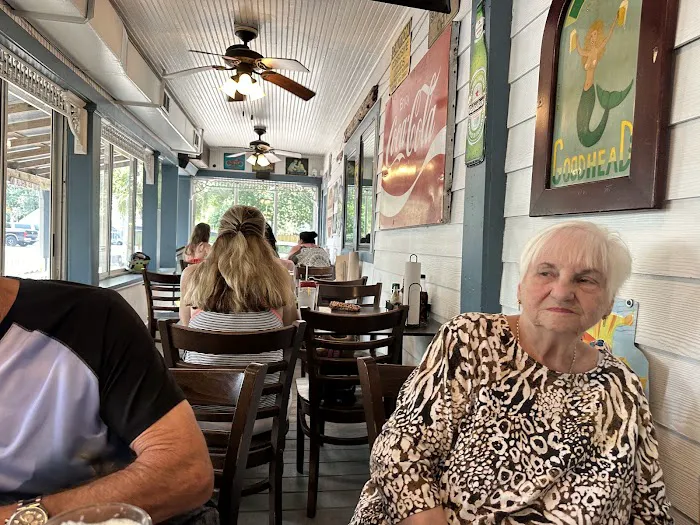 Molly Goodhead's Raw Bar & Restaurant 2