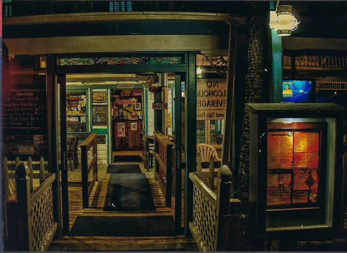 Molly Goodhead's Raw Bar & Restaurant 3