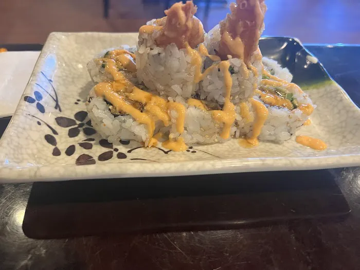 Koizi Endless Hibachi & Sushi Eatery 3