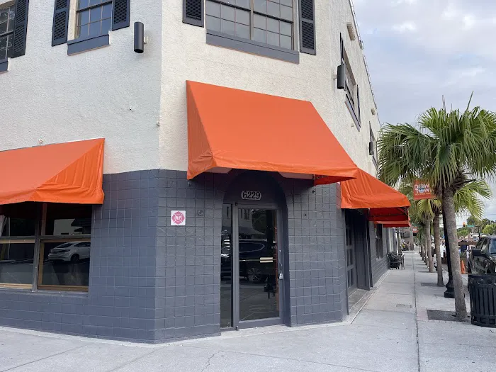 ZEN Kitchen & Bar 4