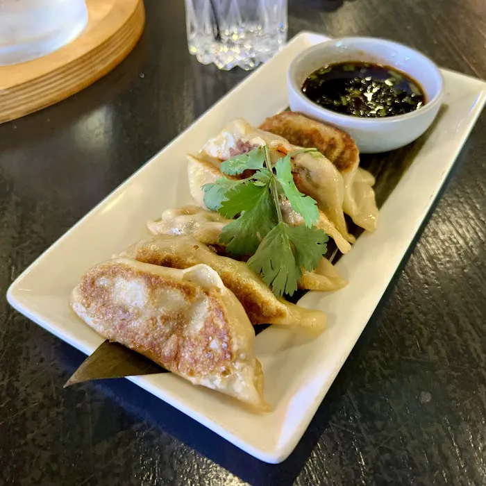 ZEN Kitchen & Bar 3