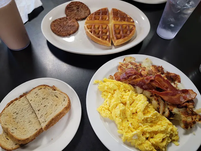 Pam's Country Restaurant 4