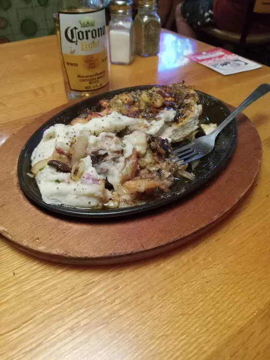 Applebee's Grill + Bar 10