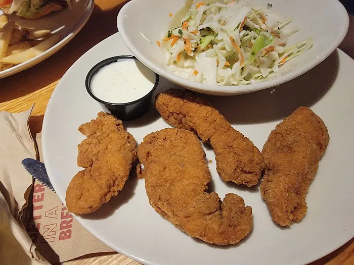 Applebee's Grill + Bar 7