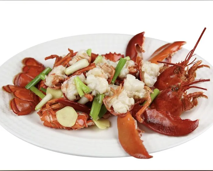 Arco Seafood Restaurant 6