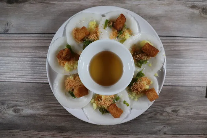 Ben Thanh Restaurant 7