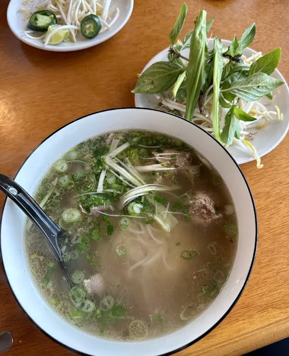 Ben Thanh Restaurant 3