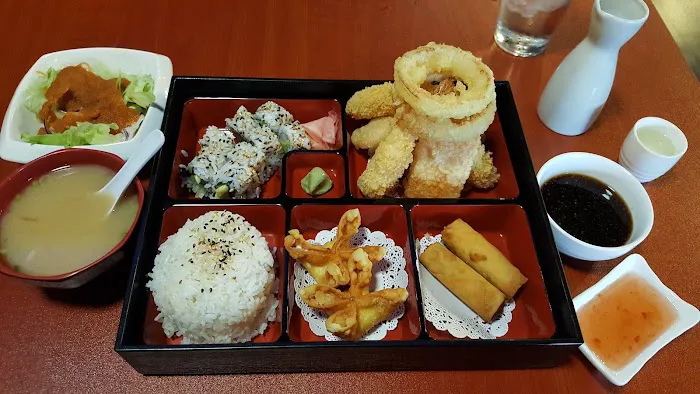 Charlie's Sushi & Japanese Restaurant 3