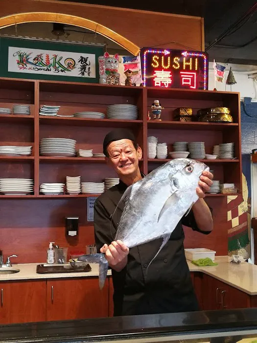 Charlie's Sushi & Japanese Restaurant 5