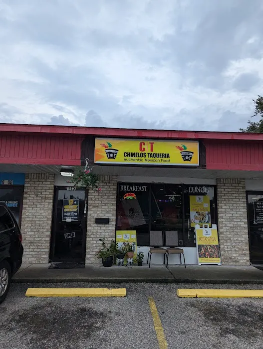 Chinelos Taqueria 3