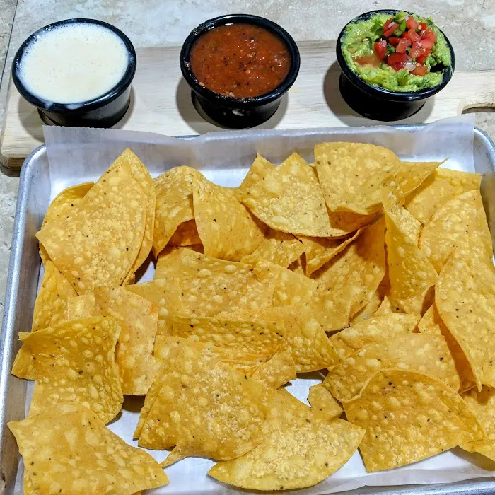 Chinelos Taqueria 8