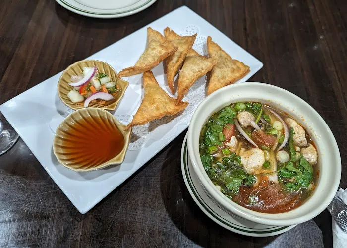 Sila Thai & Sushi Restaurant 3