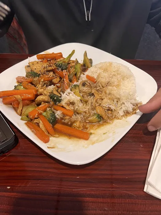 Nickel City Sushi Restaurant & Sport Bar 7