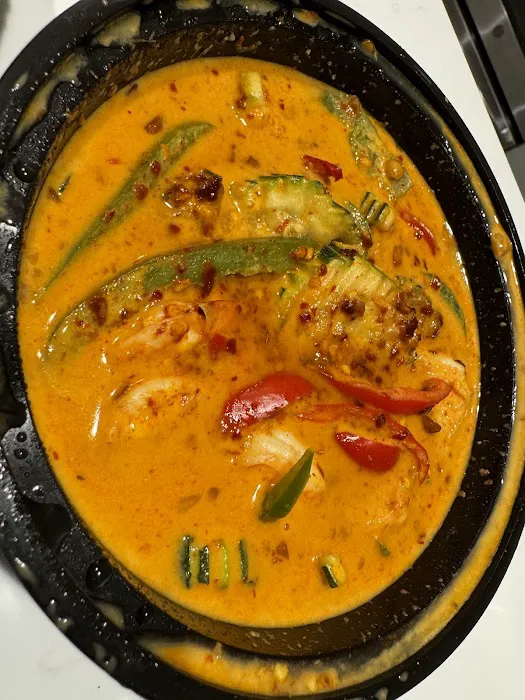 Khao Neow Sushi Thai Lao 8