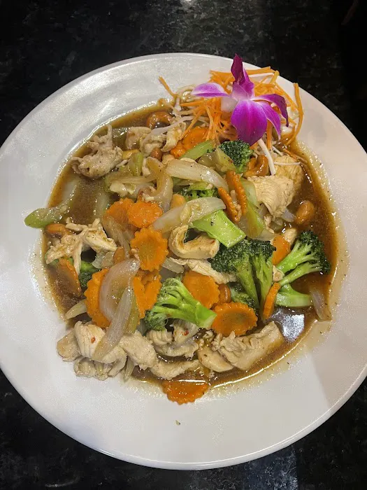 Khao Neow Sushi Thai Lao 4