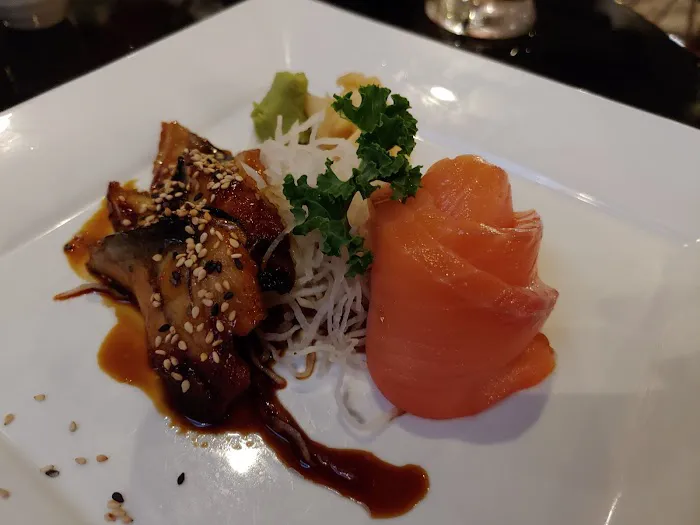 Osaka Sushi & Thai Restaurant 7