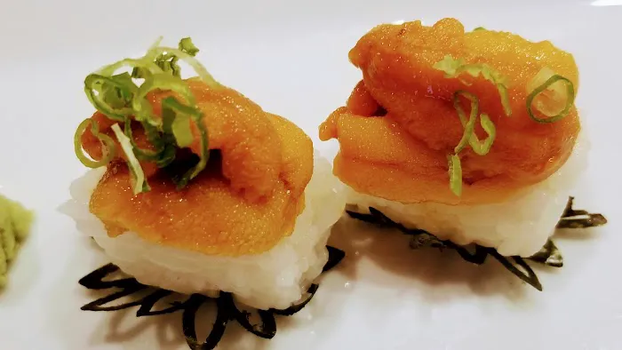 Pete's Sushi & Poke 6