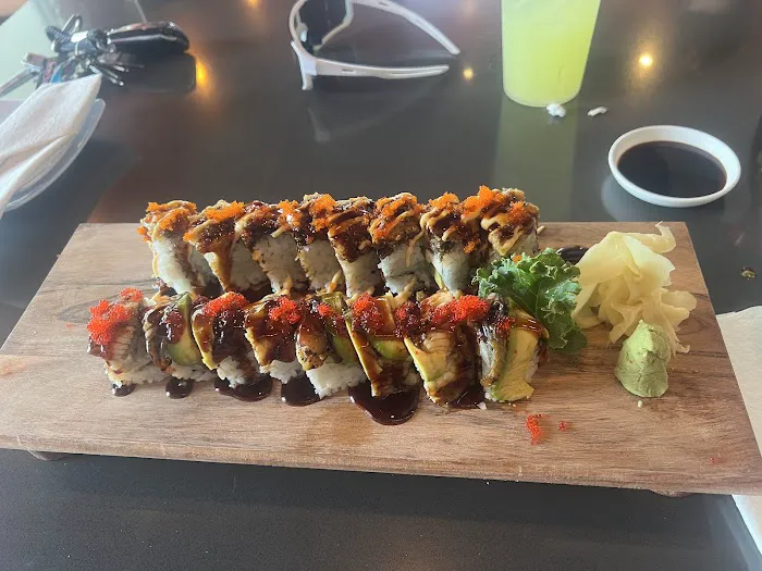 Pete's Sushi & Poke 7