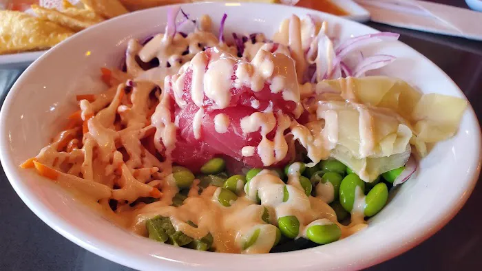 Pete's Sushi & Poke 2