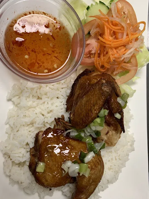 Asian House Chinese & Vietnamese Restaurant 9