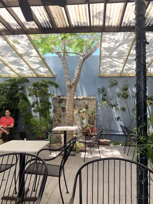 Alesia Restaurant 8