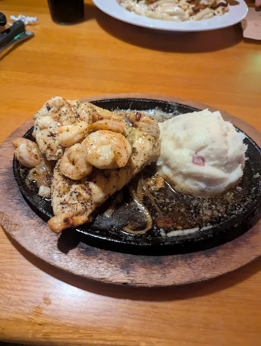 Applebee's Grill + Bar 7