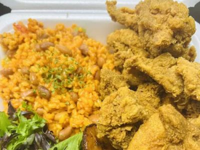 Tres palmas latín food 0