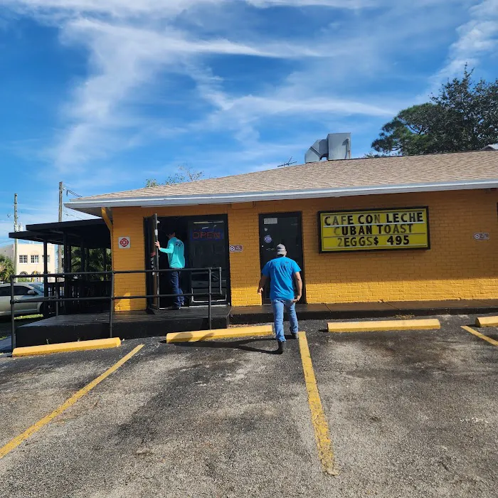 Pepo's Cuban Cafe 4