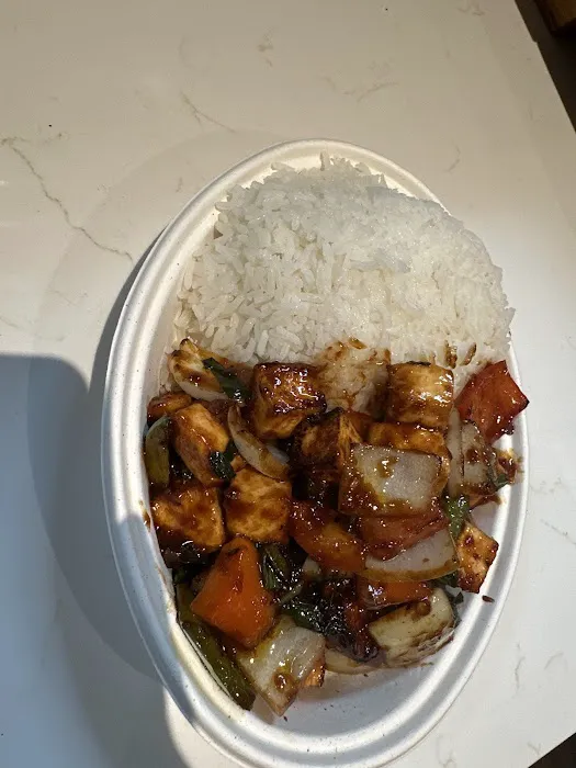 Masala Wok Indian + Asian Fare 3