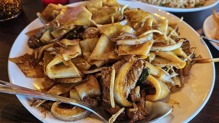 Wu Wei Din Chinese Cuisine - Plano Independence 8