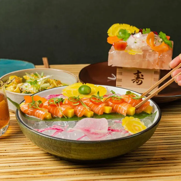 Onēsan Dim Sum Sushi 8