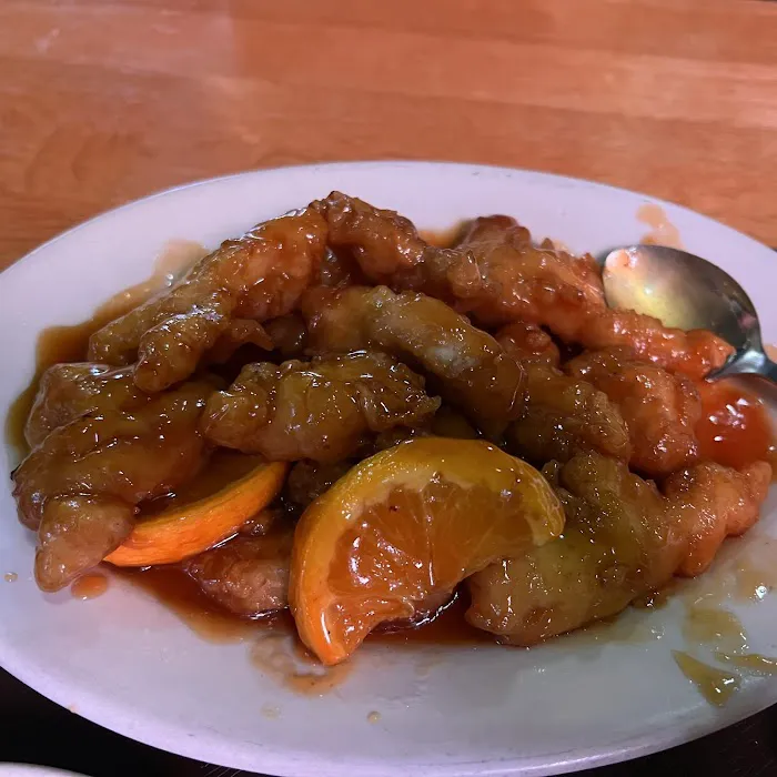 Kung Pow Asian Diner 7