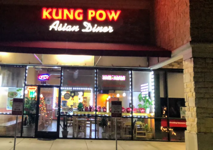 Kung Pow Asian Diner 4