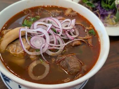 Phuong Nam Restaurant 0