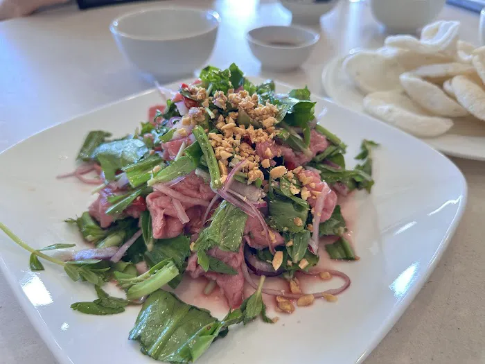 Phuong Nam Restaurant 4