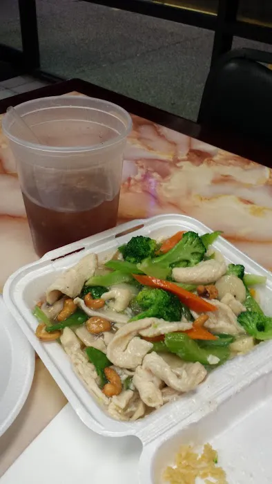 Chi's Wok 5
