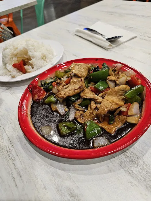 Sabaidee Lao & Thai Street Food - Addison 5